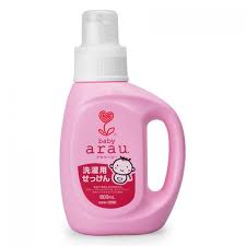 Nước giặt đồ cho trẻ Arau Baby 800ml